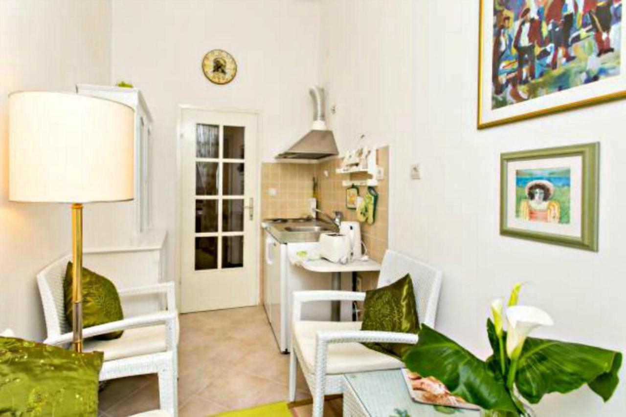 Apartments Adriana Flora Dubrovnik Eksteriør billede